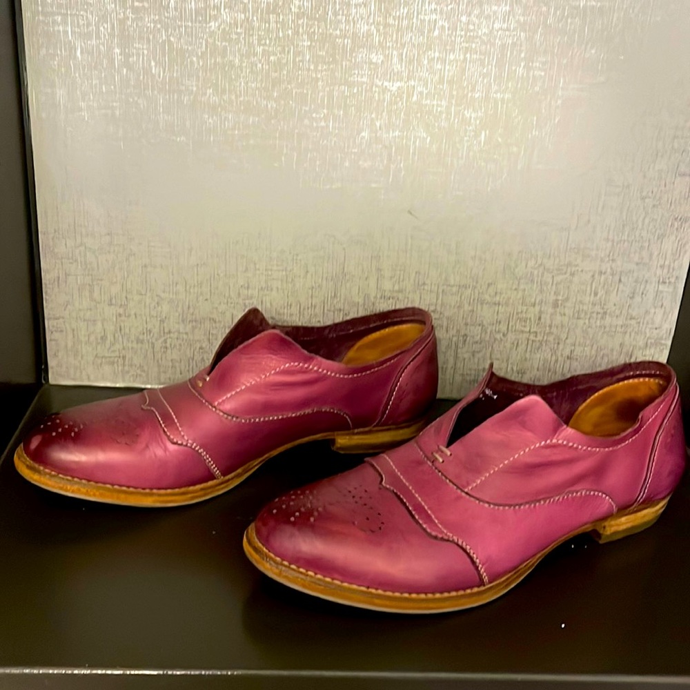 Blackstone purple saddle style shoes worn lightly. No flaws or major wear.